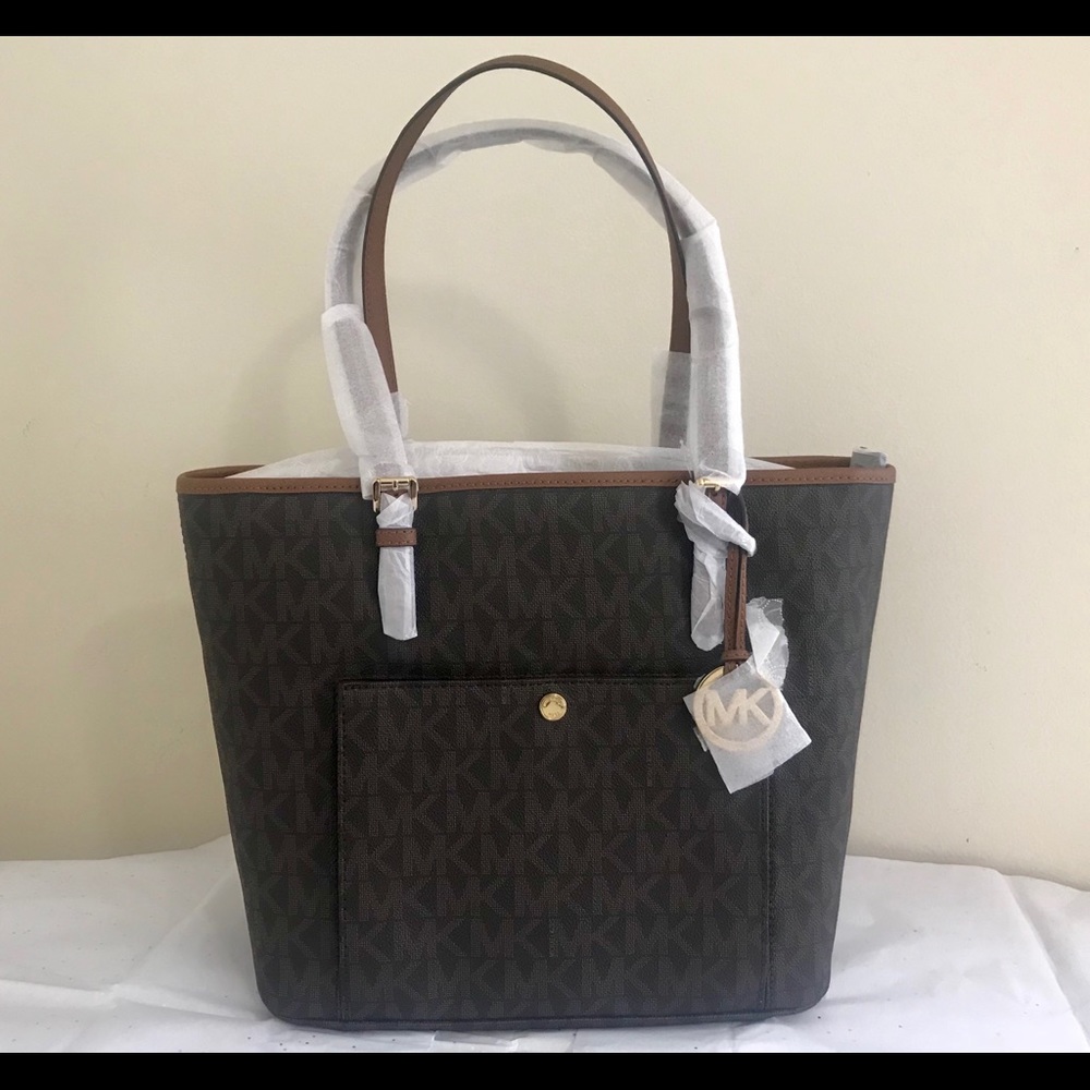 💕💕Michael Kors Large Snap Pocket Tote